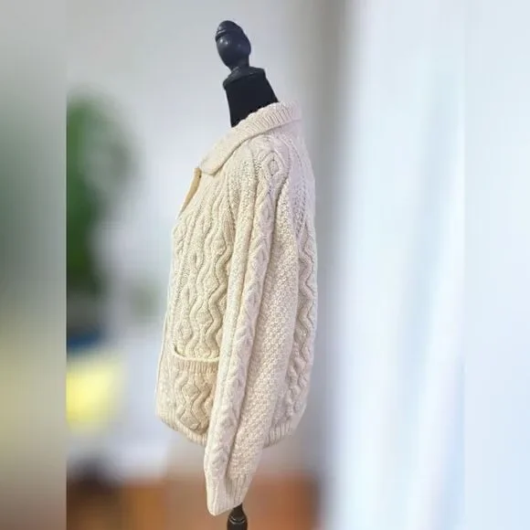 VINTAGE Hand-Knitted New Wool Chunky Boyfriend Fisherman Aran Cardigan Sweater 4 - Picture 8 of 16